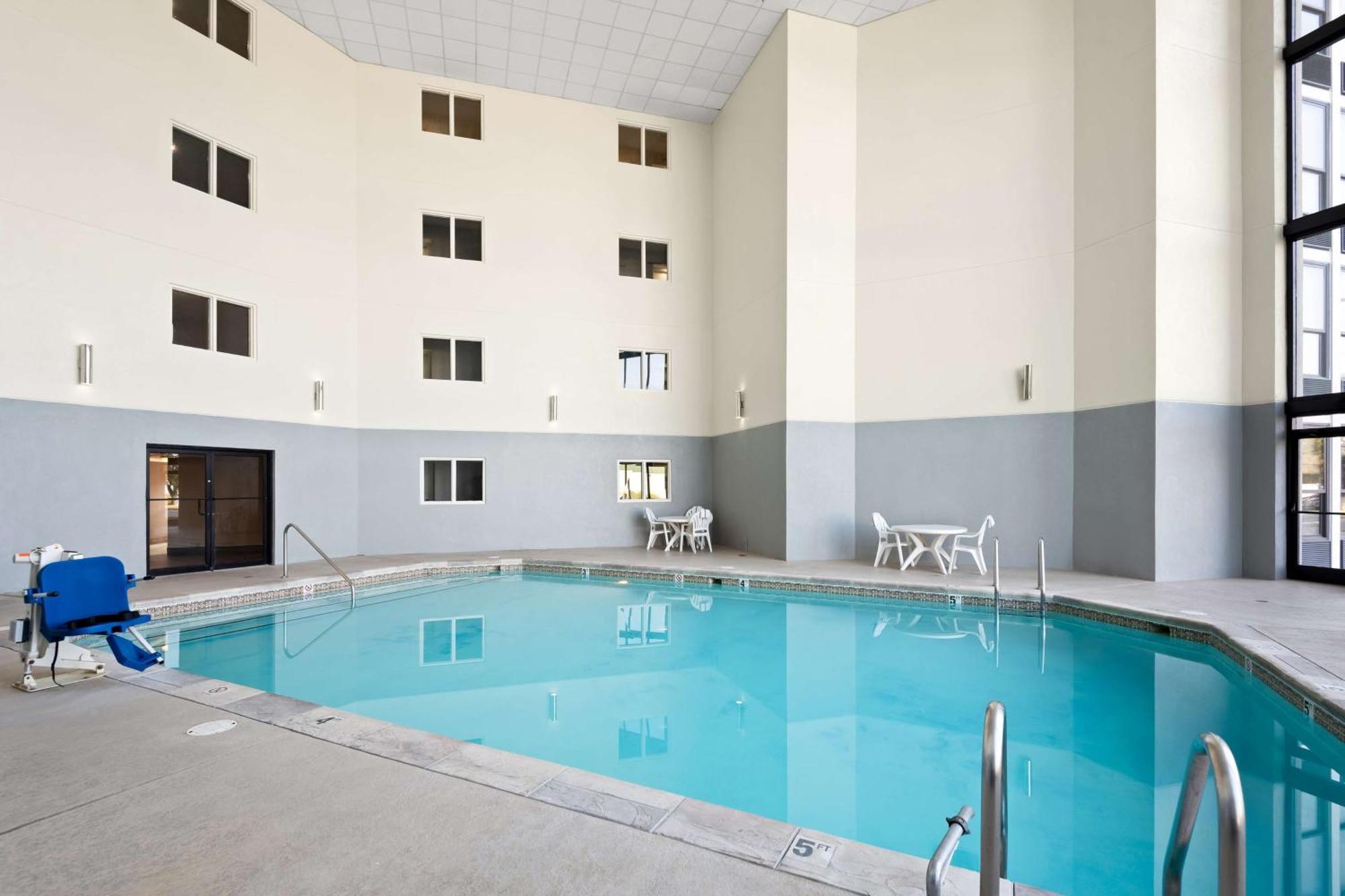 Hampton Inn Indianapolis Northeast/Castleton Екстериор снимка